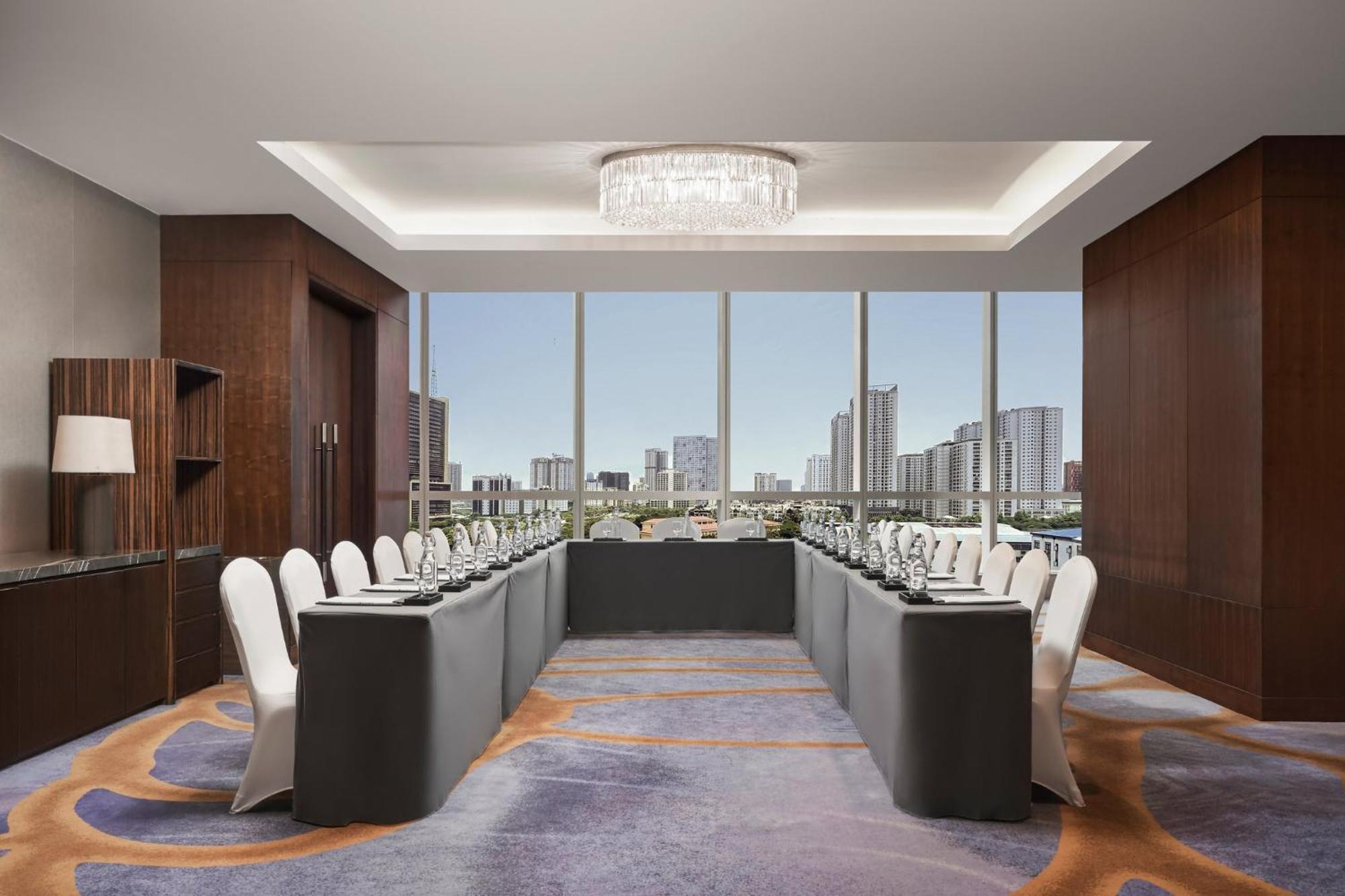 Intercontinental Hanoi Landmark72 By Ihg Exterior photo