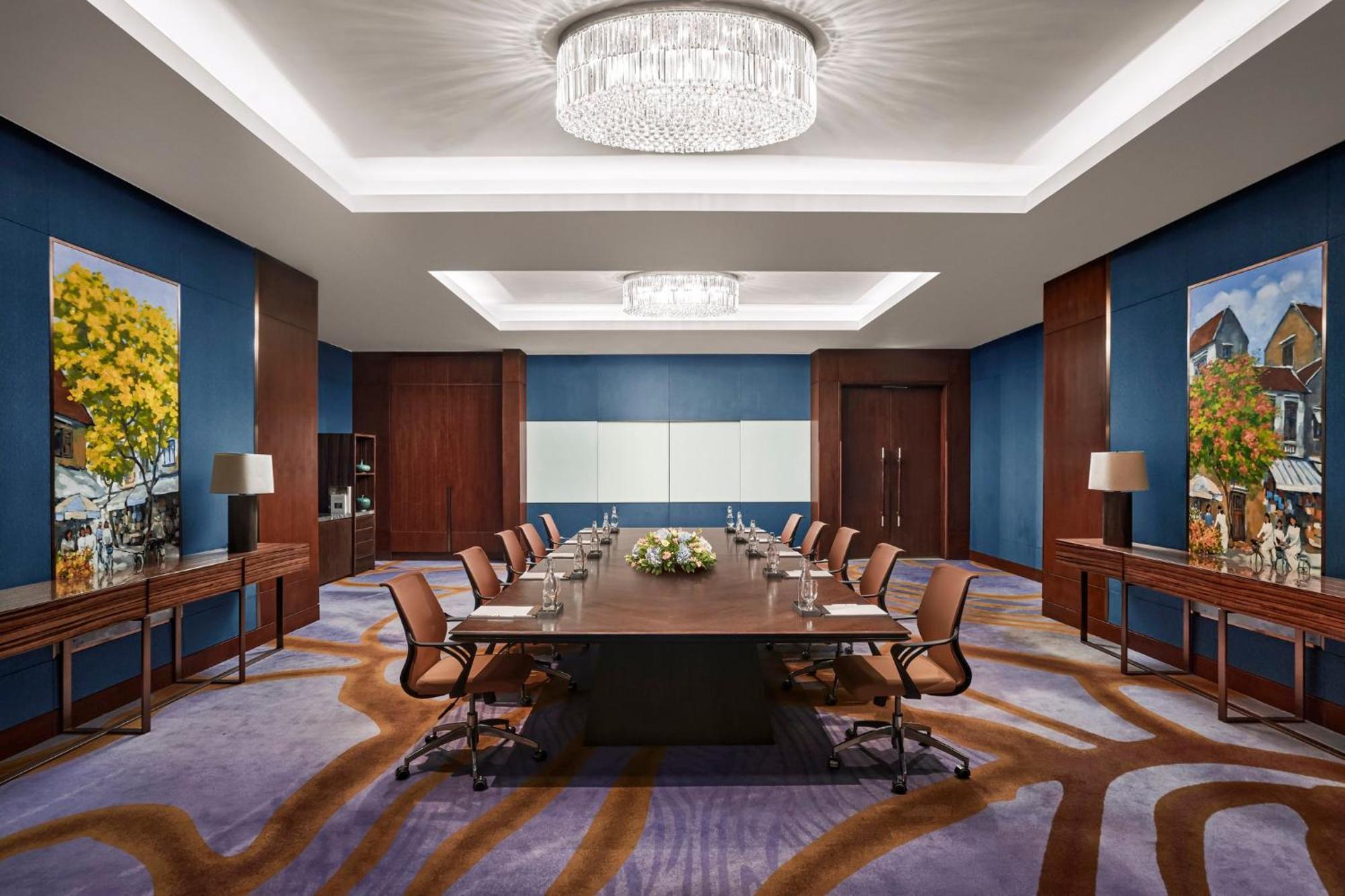 Intercontinental Hanoi Landmark72 By Ihg Exterior photo