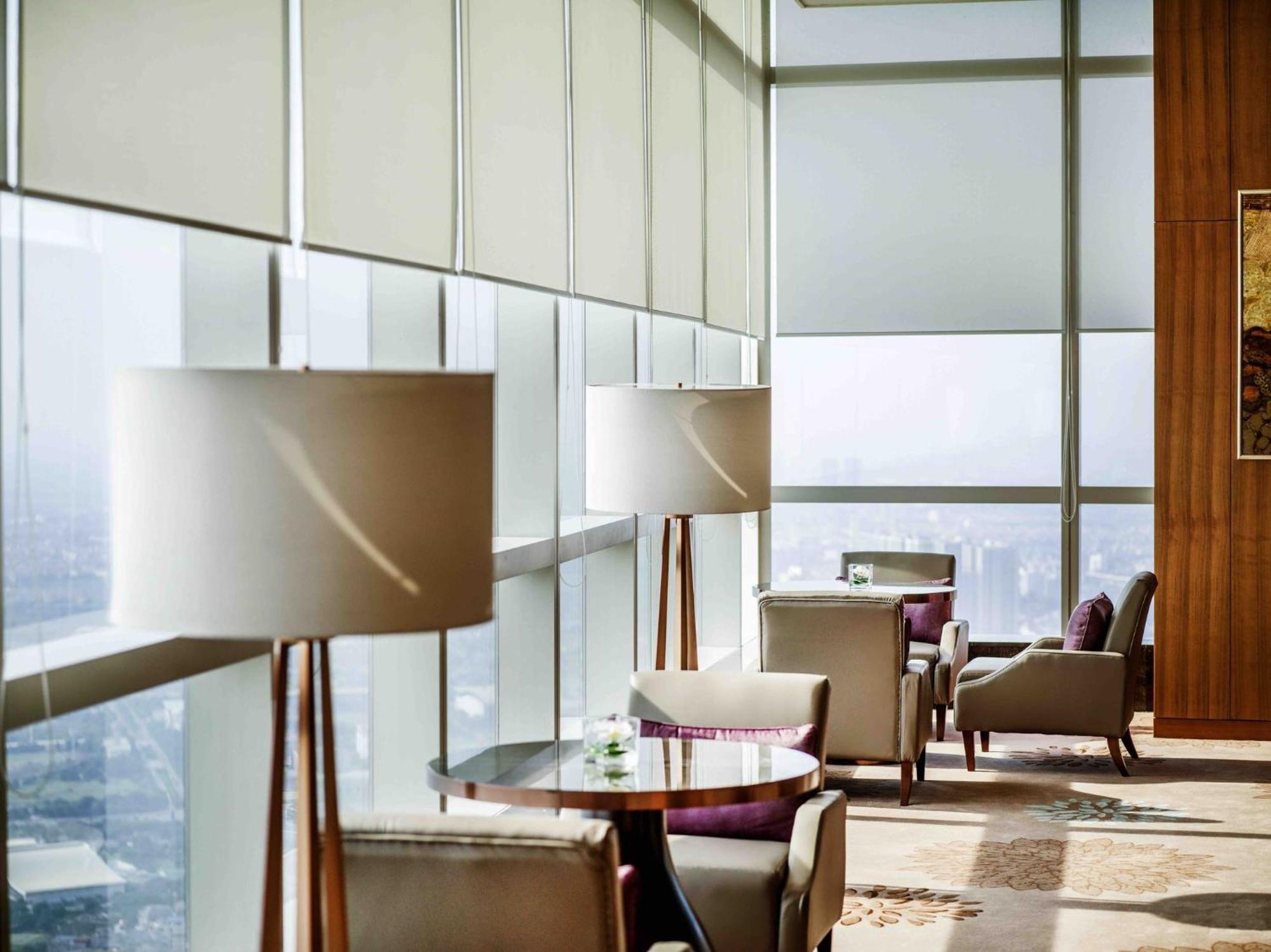 Intercontinental Hanoi Landmark72 By Ihg Exterior photo